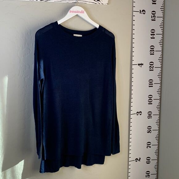 H&m dark blue long sleeve crewneck lightweight tunic with split hi lo hemline Sm - Picture 3 of 10